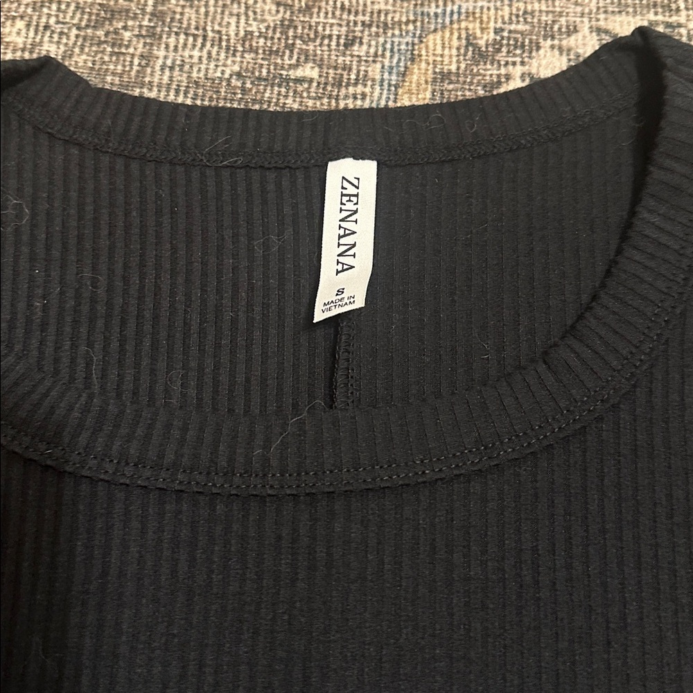 Zenana Ribbed Cropped Tee - Picture 3 of 3